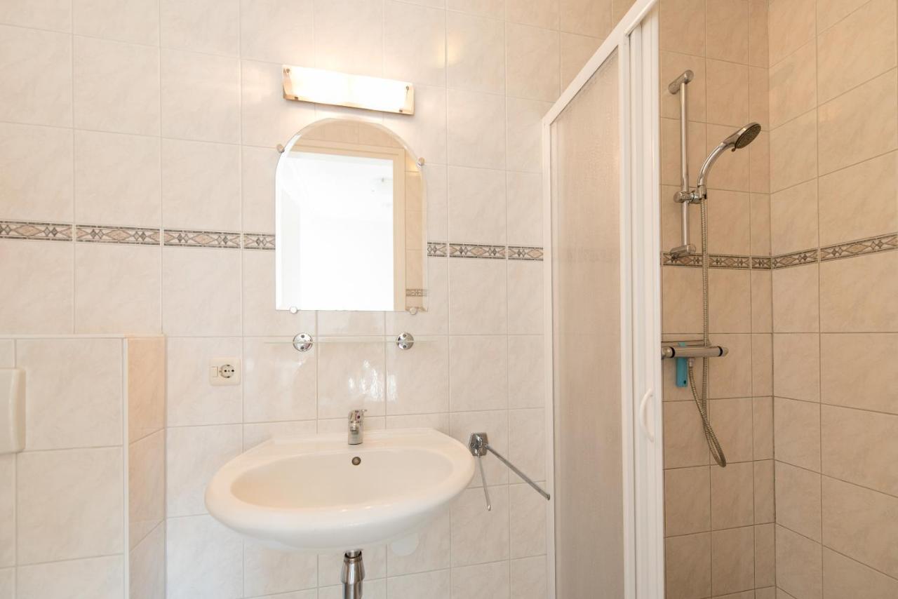 Vakantiehuis Bonburen بورين المظهر الخارجي الصورة